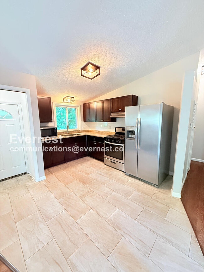 Photo - 23215 Berkley St