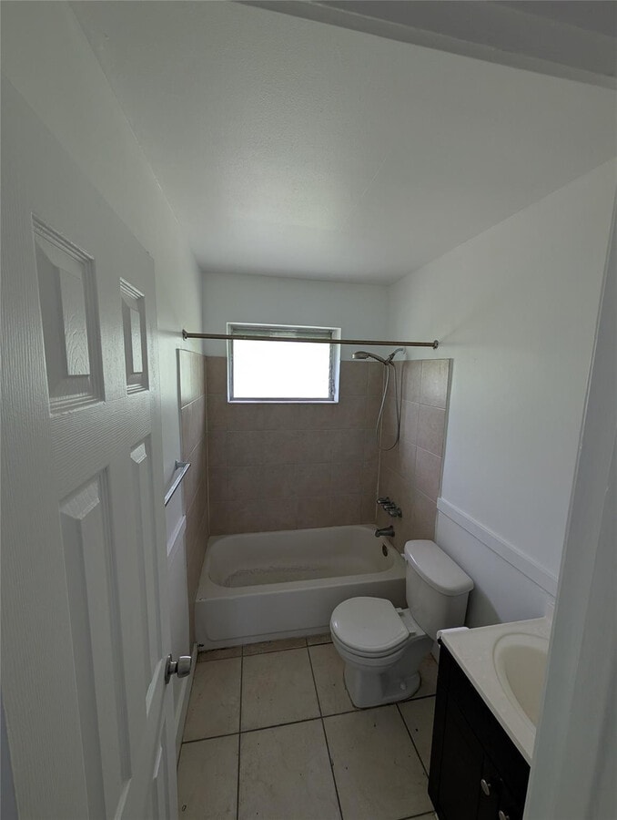 Photo - 751 NE 83rd Terrace Unit 19