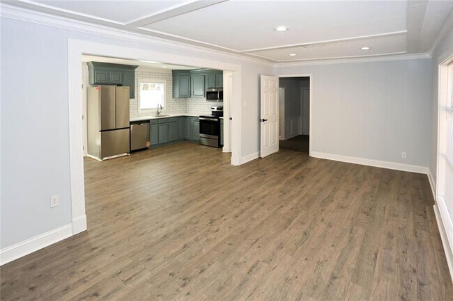 Photo - 1508 Peachcrest Rd