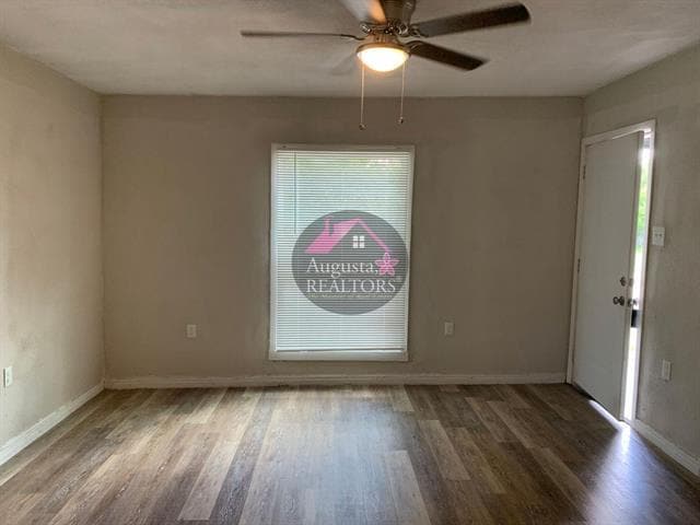 Photo - 1658 Orange St