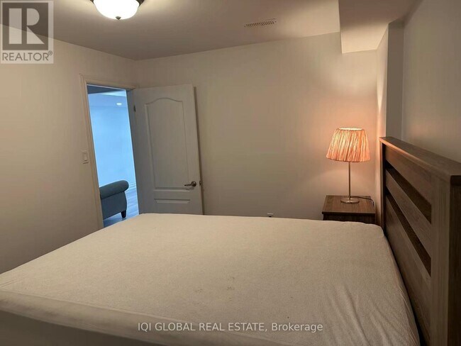 Photo - 50 Drizzel Cres