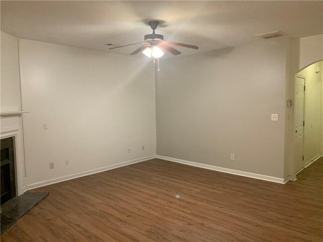 Photo - 3369 Marla Blvd NW