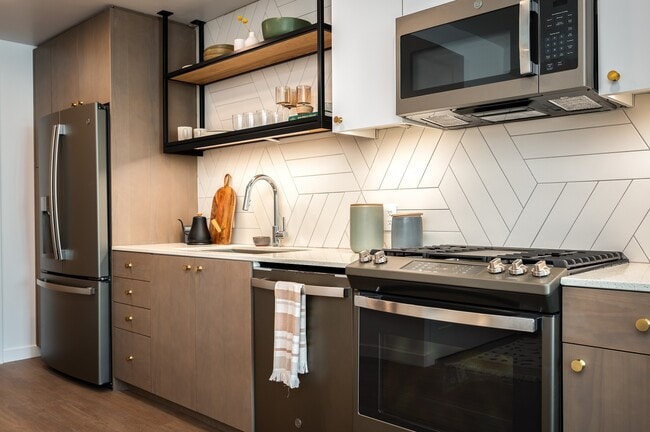 Photo - Slabtown Square