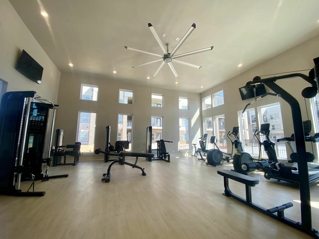 Crown at Seven Oaks Apartment Homes