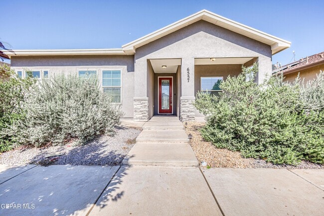 Photo - 6557 Toivoa Pl