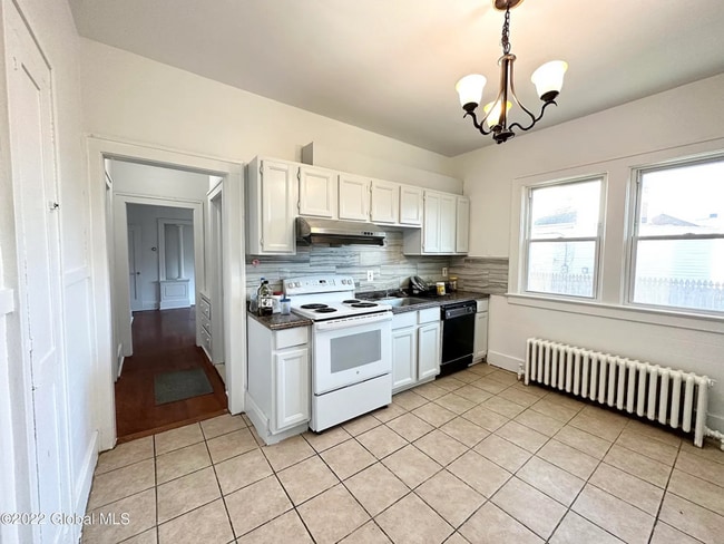 Photo - 1064 Washington Ave Unit 2