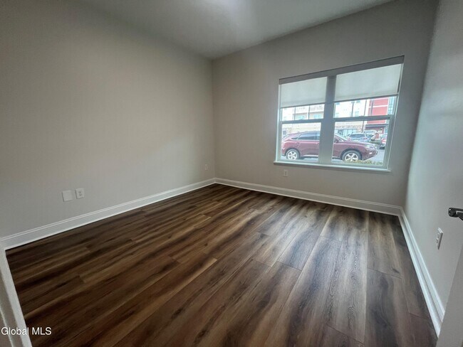 Photo - 60 Weibel Ave