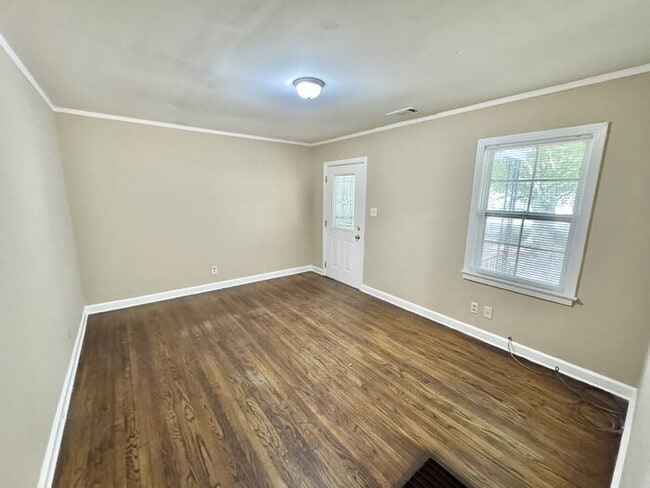 Photo - 3542 Millington Rd