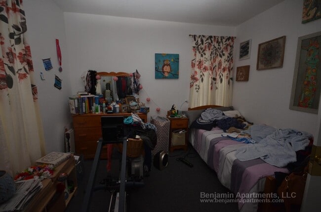 Photo - 878 Huntington Ave Unidad 2