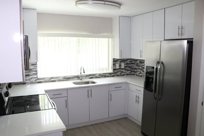 Photo - 323 Spanish River Blvd