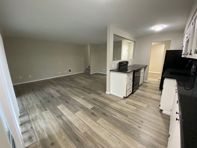Photo - Contemporary 2 Bedroom / 1.5 Bath in Charming Cliff-Cannon Suburb Unit 2