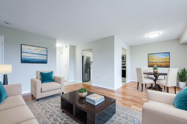 Photo - Pier 100 Apartments