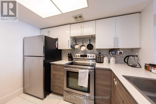 Photo - 300 Webb Dr Unit 1004