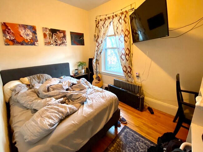 Photo - 8 Oswald St Unit 3