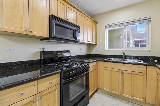 Photo - 4050 46th St Unidad 16