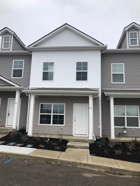 Building Photo - 413 Carol Dr