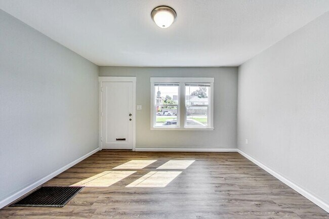 Photo - 2624 Sacramento St