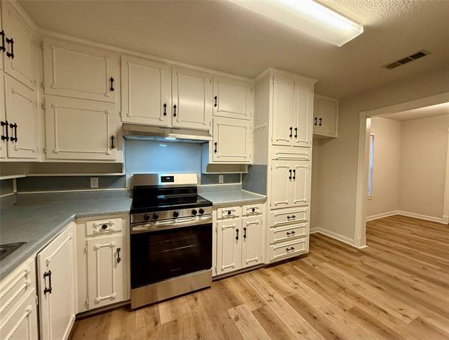 Photo - 5721 Carolyn Dr