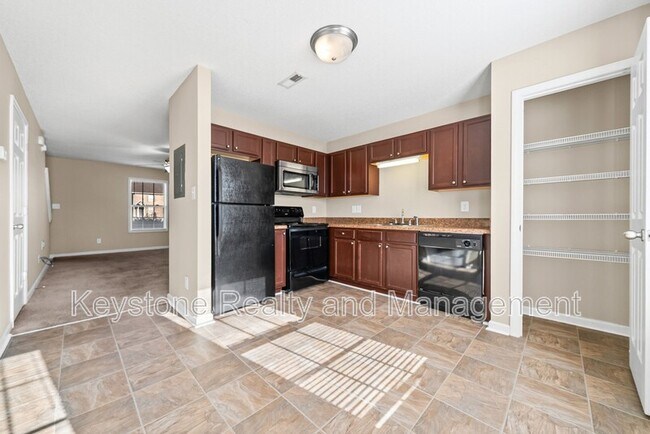 816 Oak Arbor Ct