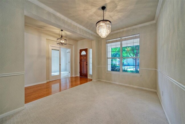 Photo - 2616 Henley Dr