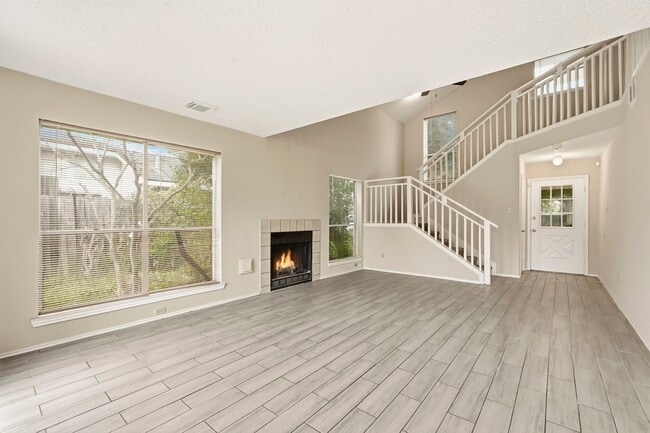 Photo - 16623 Red Gully Dr