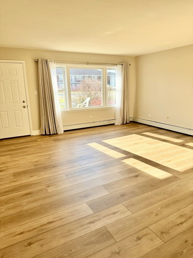 Photo - 1105 Holiday Ln Unit 7
