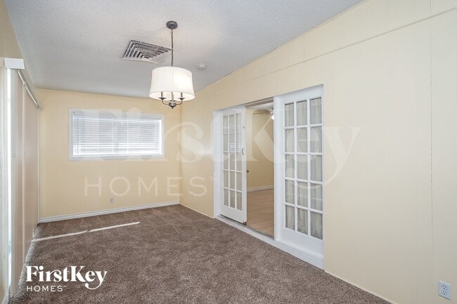 Photo - 3904 W El Parque Ave