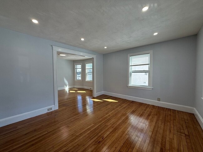 Photo - 204 Farrington St Unit 1