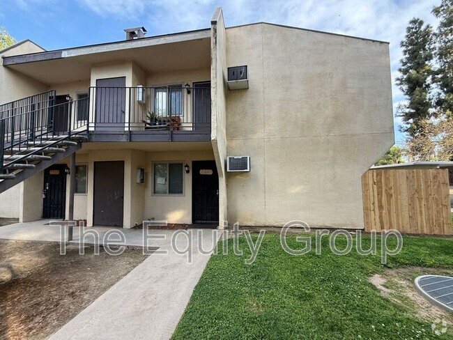 Building Photo - 1408 W Elowin Ave Rental
