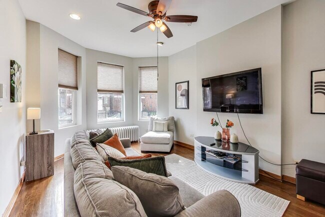 Photo - 2720 W Polk St