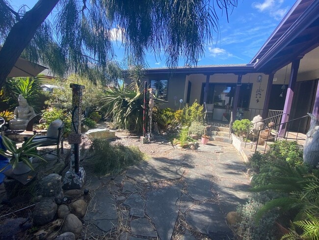 Photo - 2414-18 Monroe Ave Unit 2414 Monroe Avenue