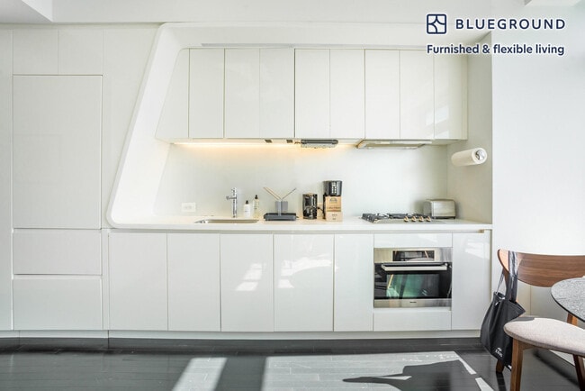 Photo - 123 Washington St Unit SI FL27-ID1362