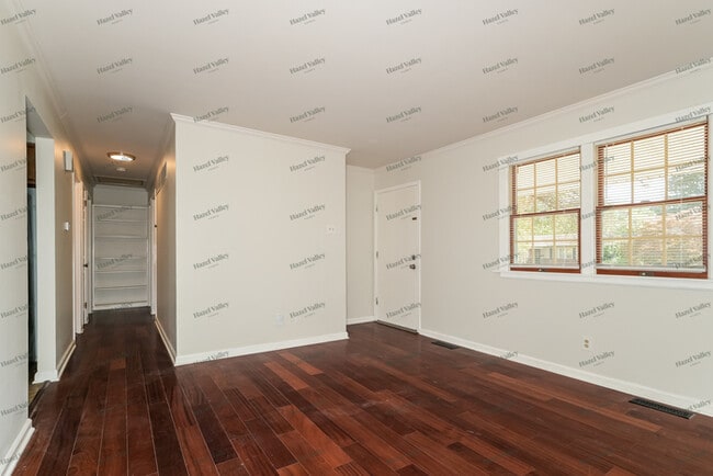 Photo - 1365 Bluefield Dr