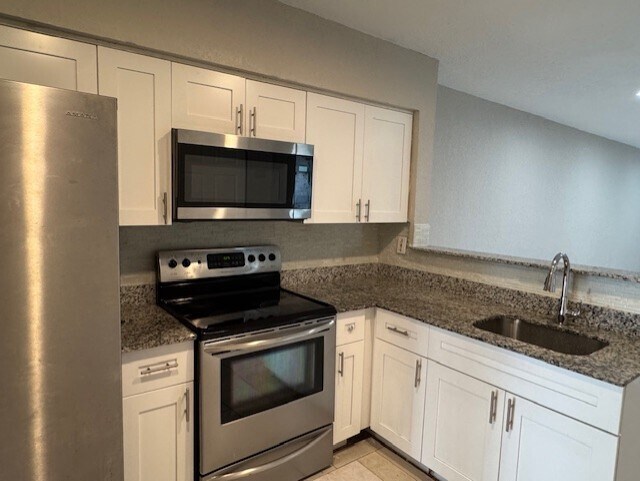 Photo - 260 SW 8th Ave