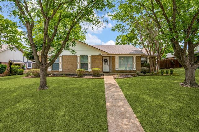 Photo - 1414 Woodcreek Dr House
