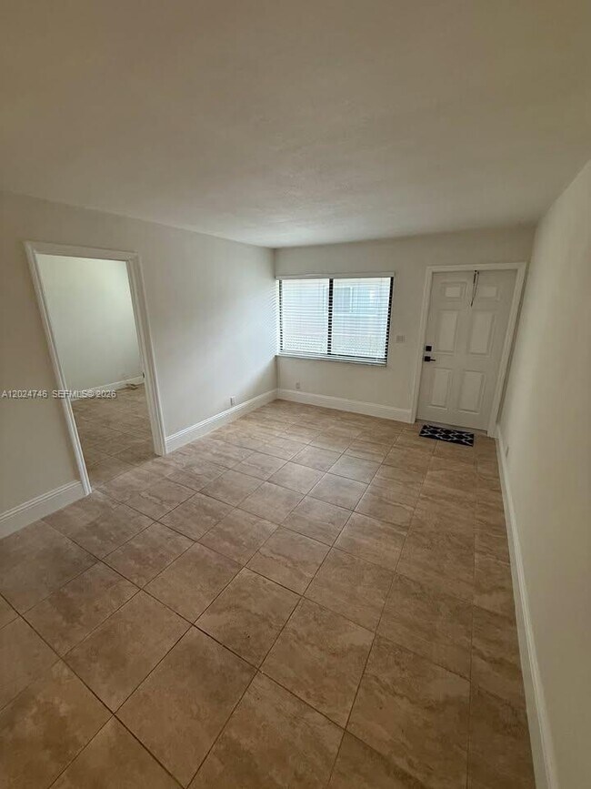 Photo - 1021 W Las Olas Blvd Unidad 3