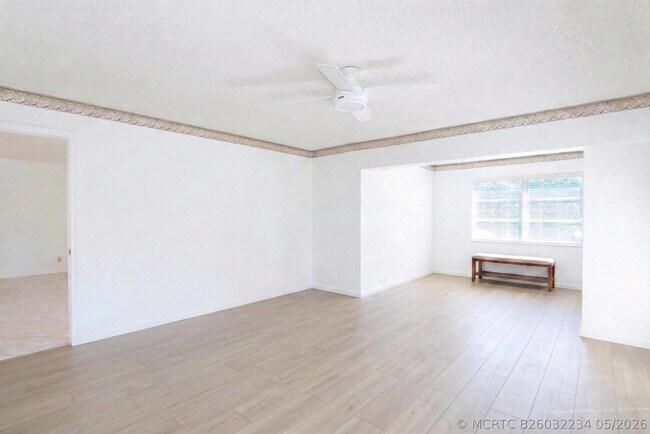 Photo - 5160 Petal Pl Unit D