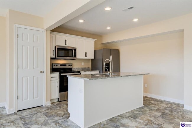 Photo - 203 Dixon Cir