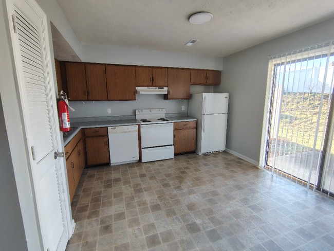 Building Photo - 7 Duiguid Dr