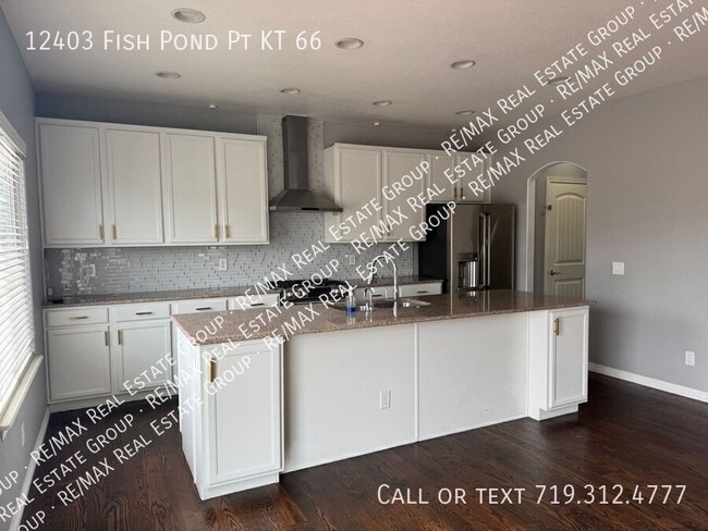 Photo - 12403 Fish Pond Point