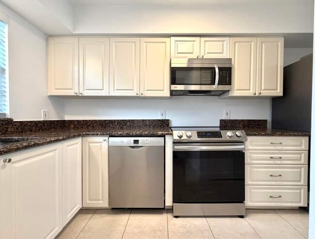 Photo - 413 N Cypress Dr