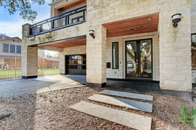 Photo - 5002 Milam St