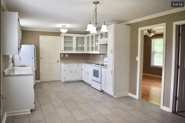 Photo - 442 Appleton Dr