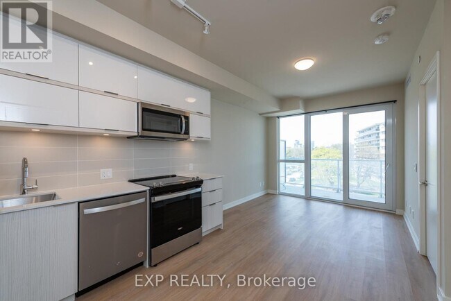 Photo - 10 Deerlick Ct Unit 505