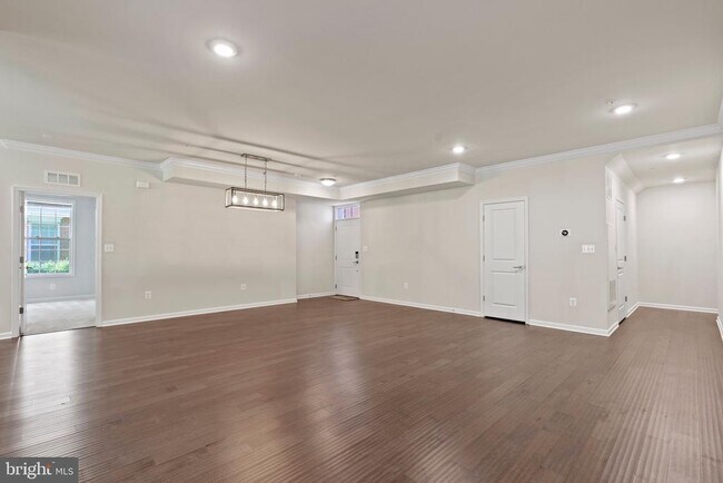 Photo - 23235 Milltown Knoll Square Unidad 117