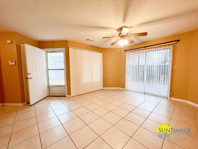 Photo - Exceptional 2 Bedroom Home near Beal Parkway!