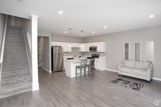 3BR, 2.5 BA - 1448 SF