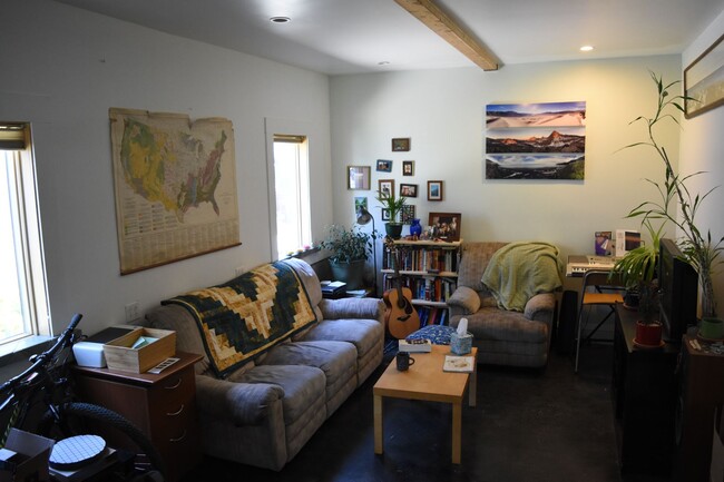 Photo - 58th St. 536-540 Unit 540