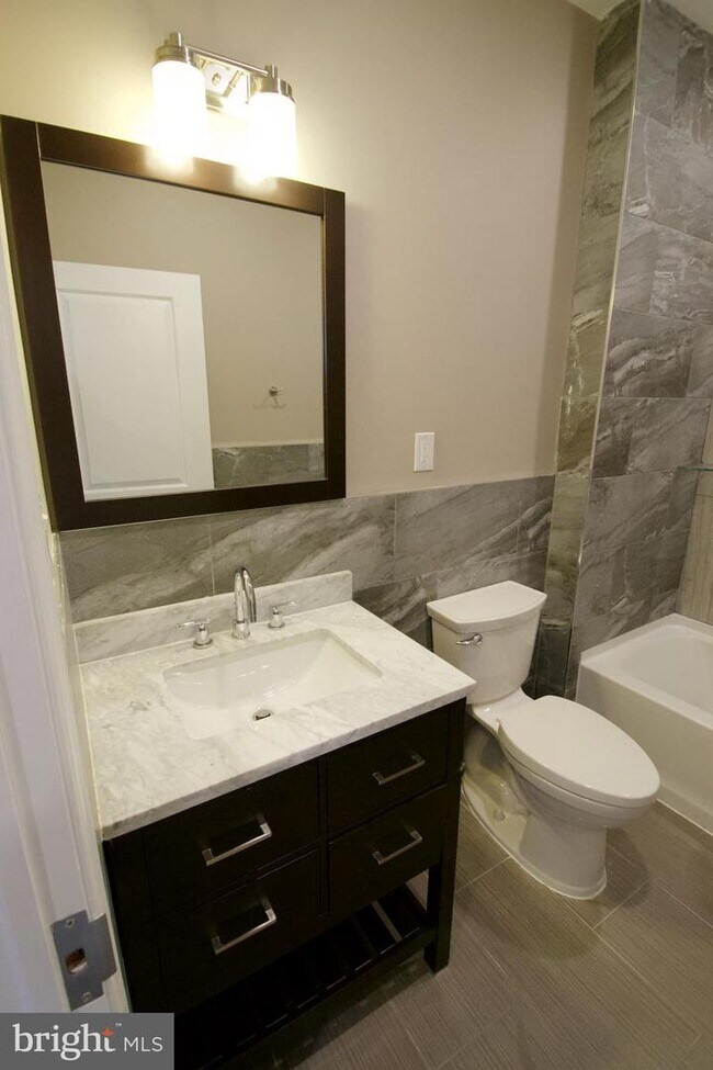 Photo - 1422 Callowhill St Unit U506