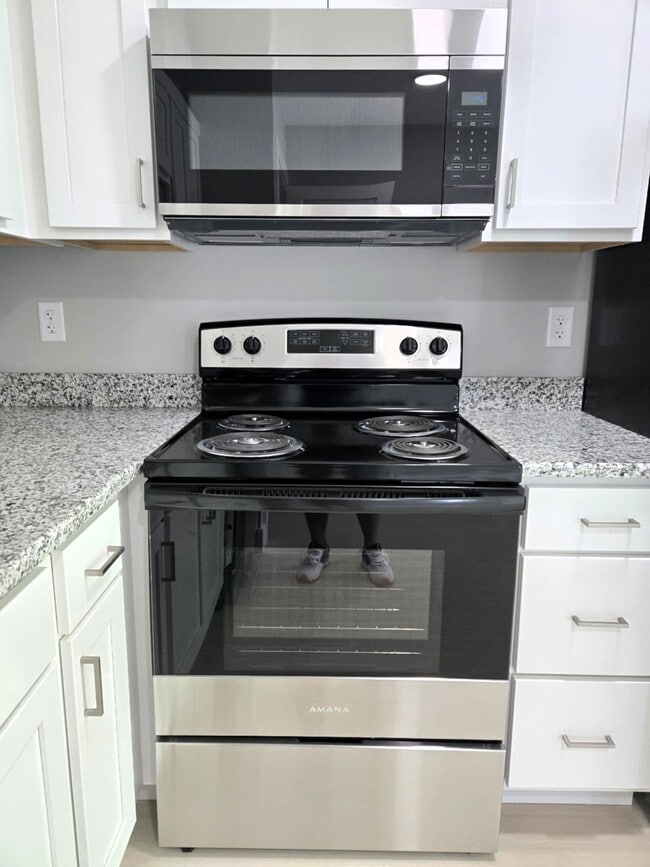 Photo - Auburn Meadows Apartments